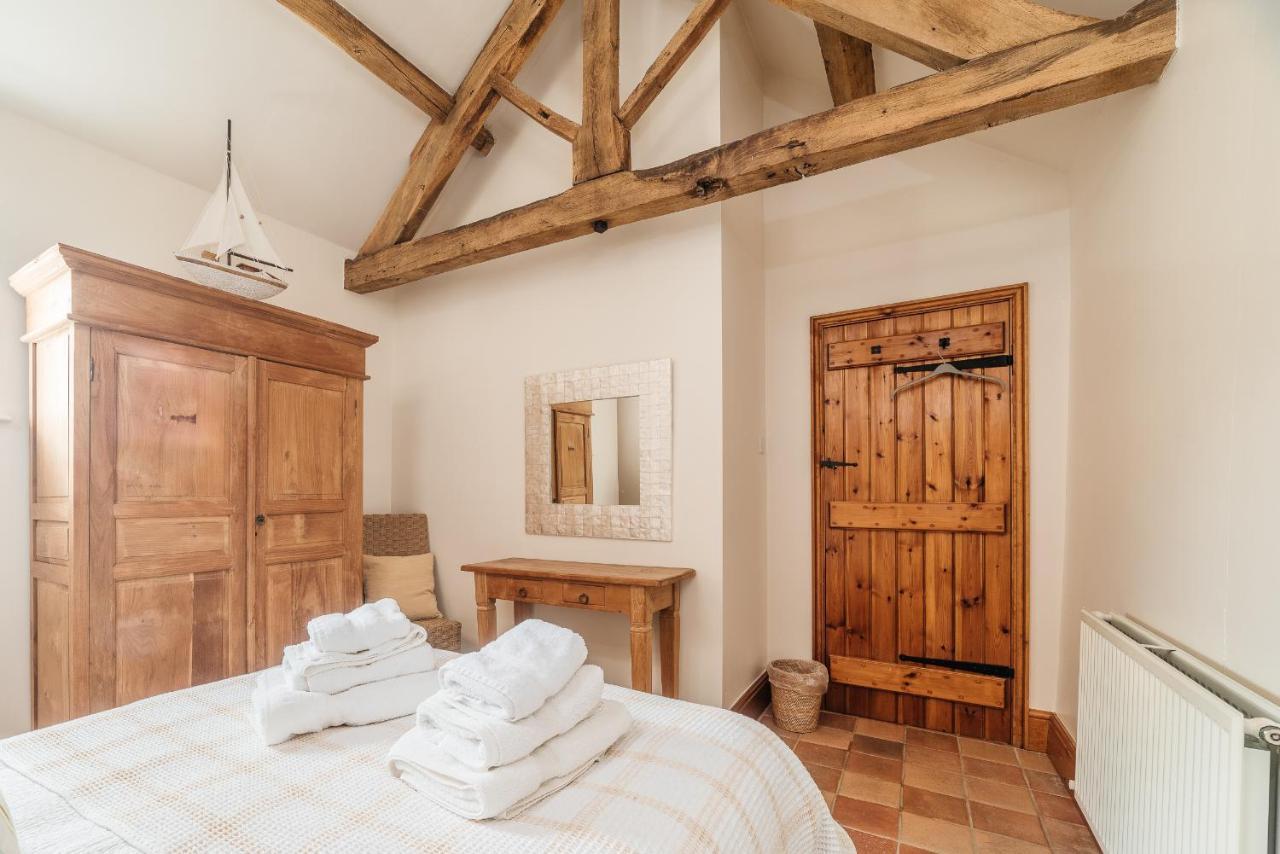 Swallow Barn At Millfields Farm Cottages 阿什伯恩 外观 照片